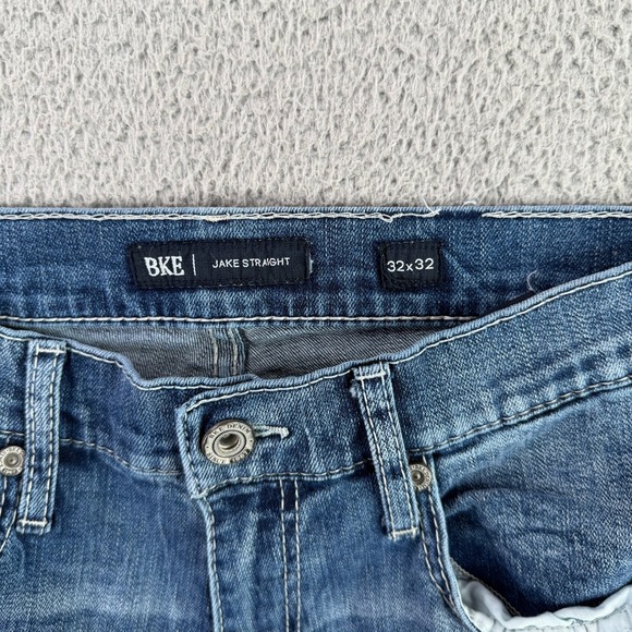 BKE Jake Straight Jeans Mens 32x32 Blue Medium Wash Distressed NIce Fade - Picture 8 of 12